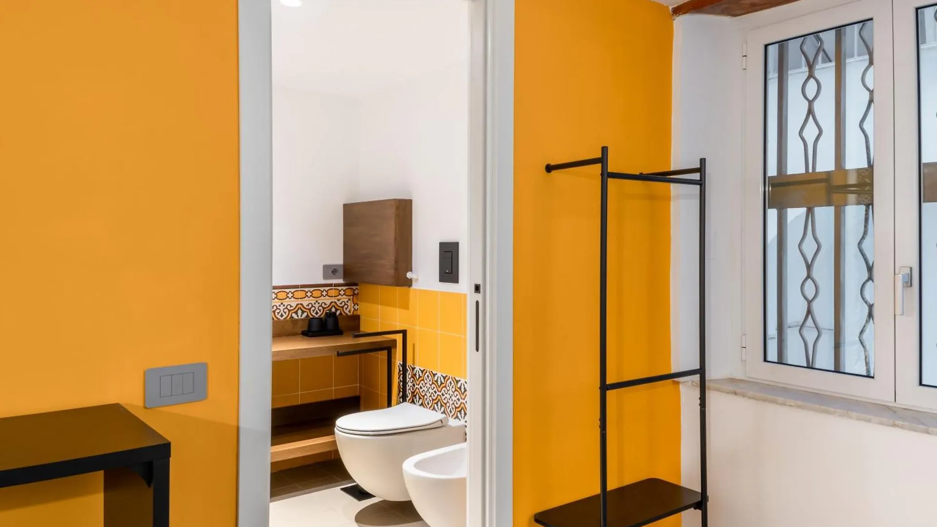 Daire Tra I Vicoli Di Napoli, La Olivella Design E Amore